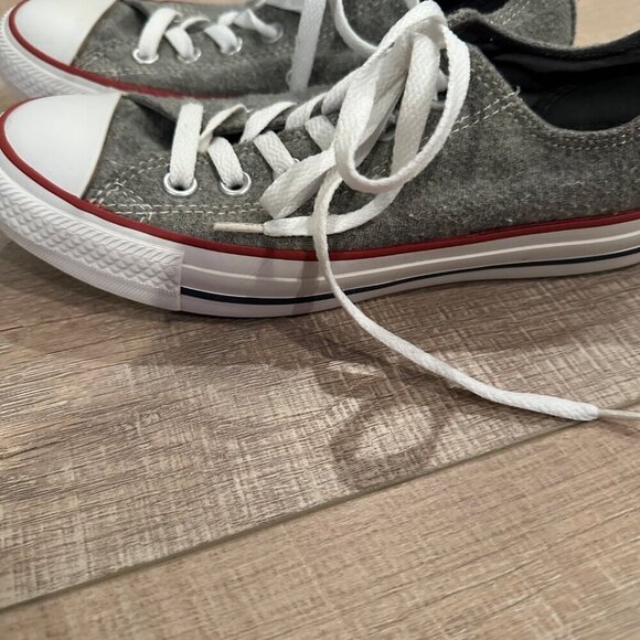 CONVERSE GRAY FLEECE SNEAKER SHOES SIZE WOMENS 7 540339F - Picture 5 of 9